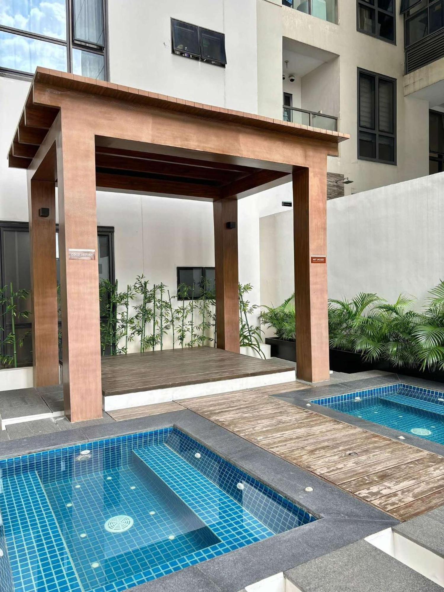 Greenbelt Hamilton Tower 1 Legazpi Makati City Zewnętrze zdjęcie